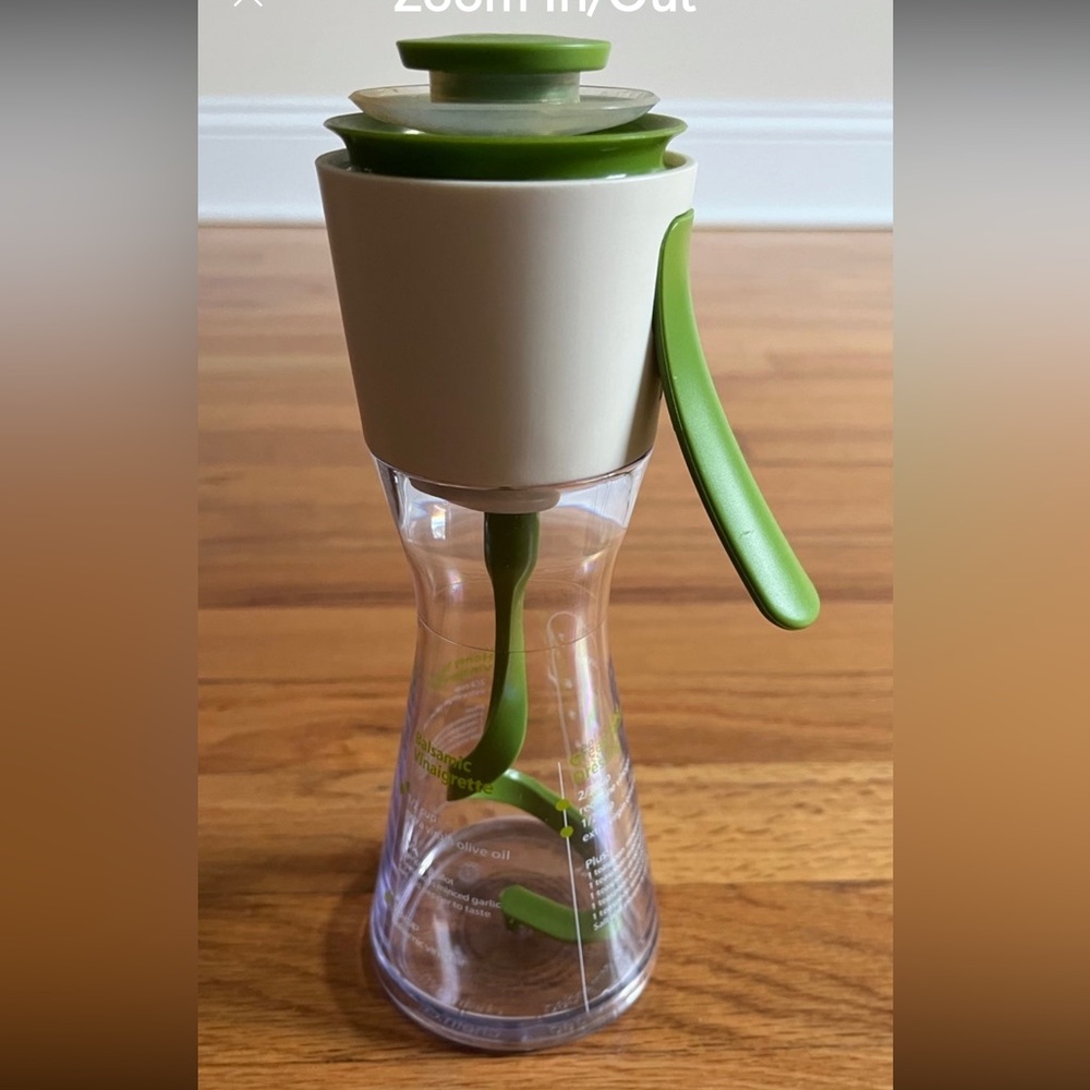 chef 'n Kitchen salad dressing mixer